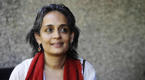 Arundhati Roy Photo