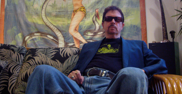 Picture of author Tom Robbins